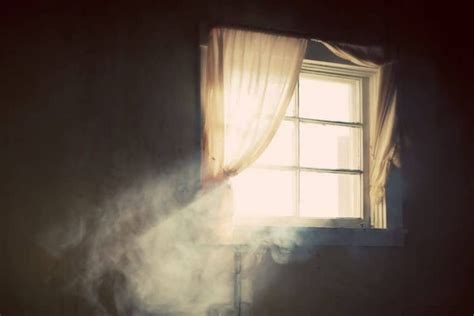 rumahjitu|5 Jurus Jitu Hilangkan Bau Rokok di Rumah Beserta Cara .